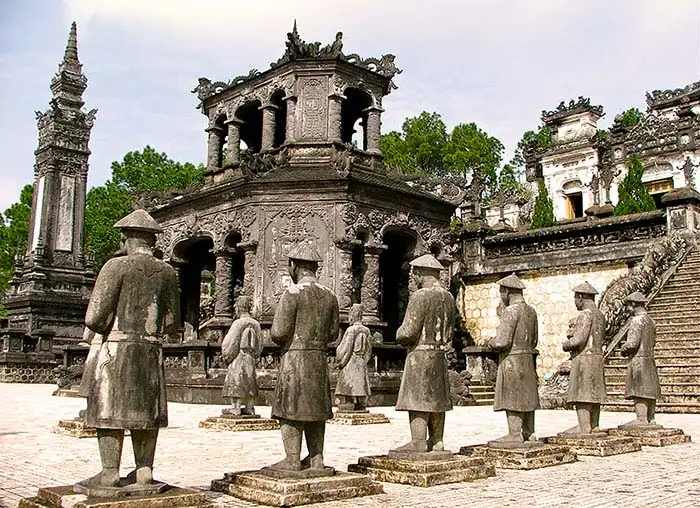 700-khai-dinh-tomb-hue-vietnam