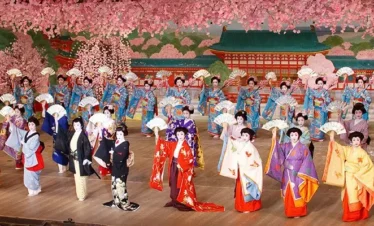 Honoring lotus culture and Tale of Kieu at Temple of Literature – Quoc Tu Giam 2